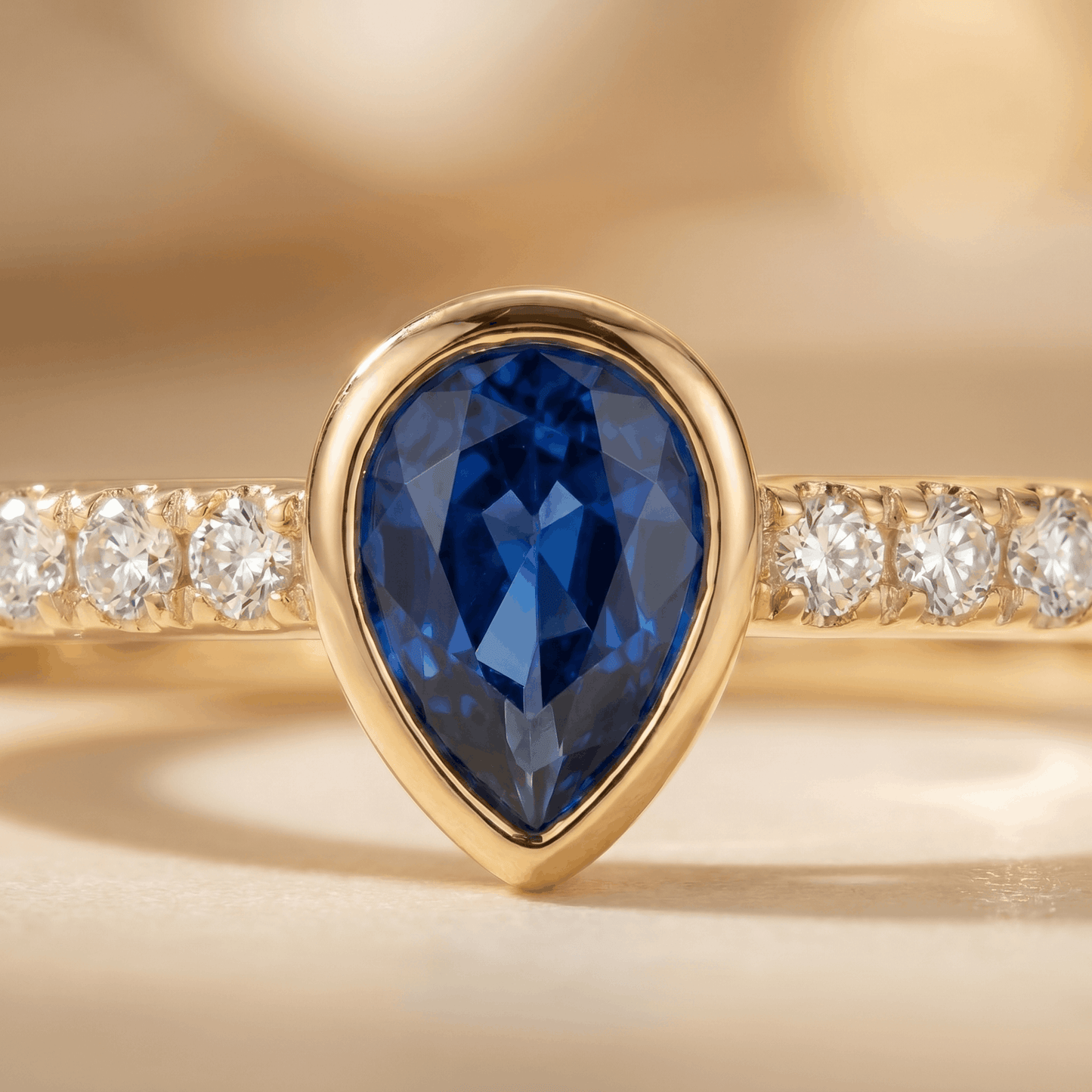 Anillo Gota Azul Circones
