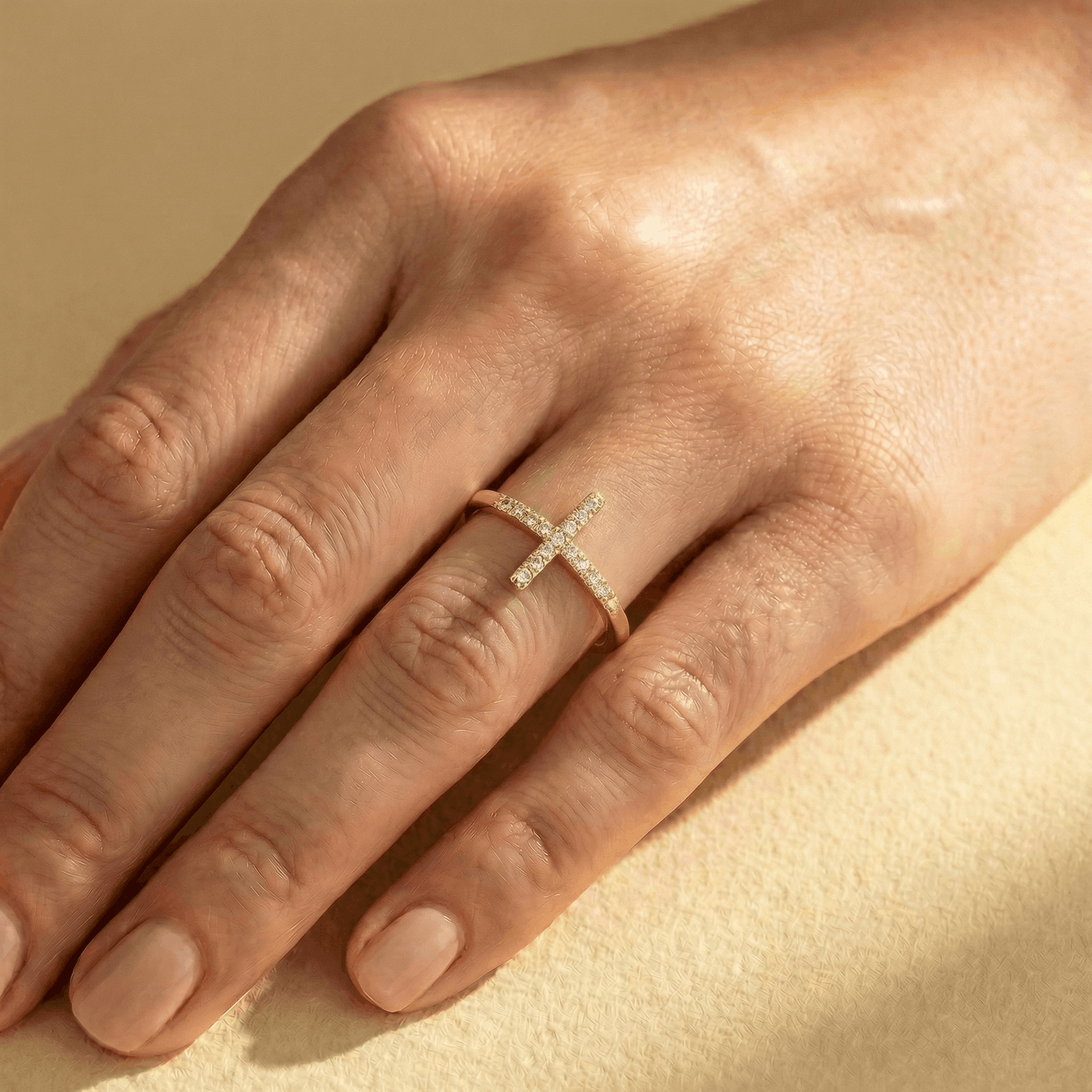Anillo Cruz Circones