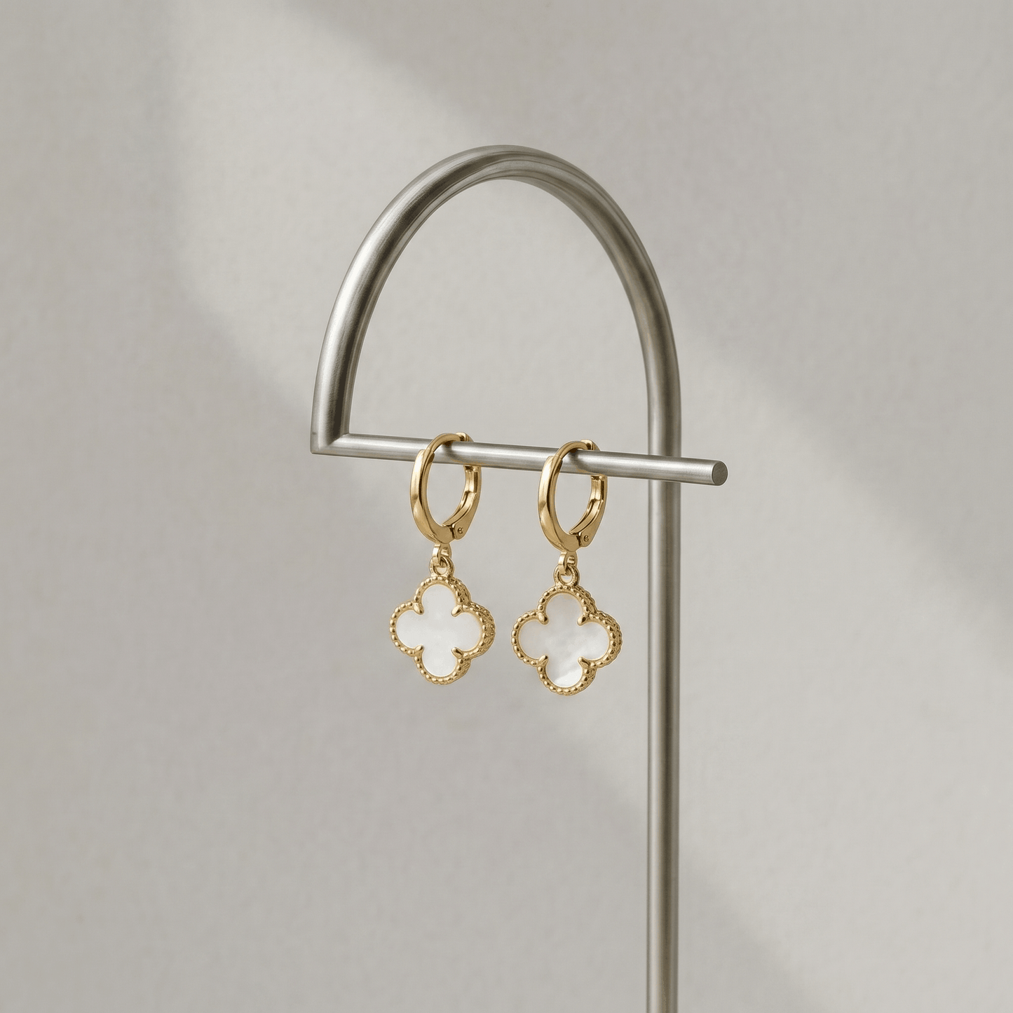 Aretes Van Cleef Blanco