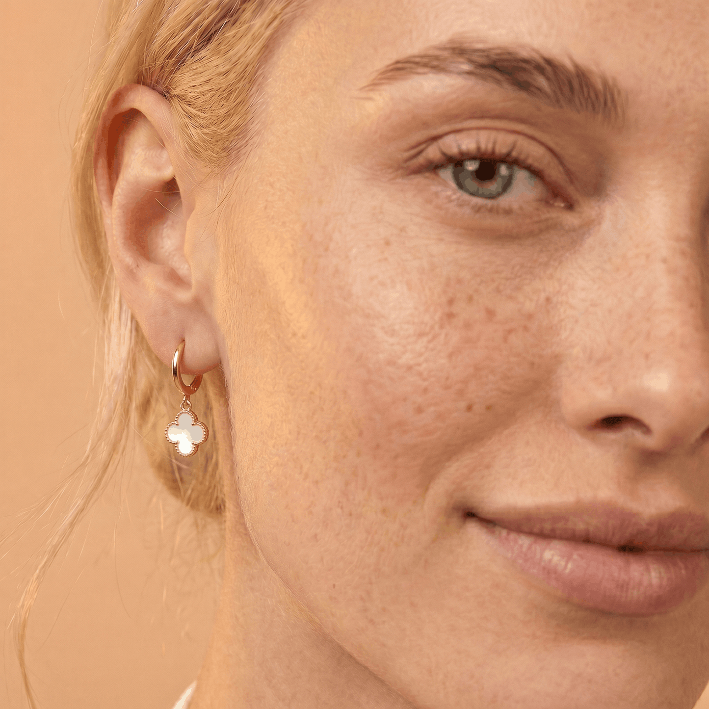 Aretes Van Cleef Blanco