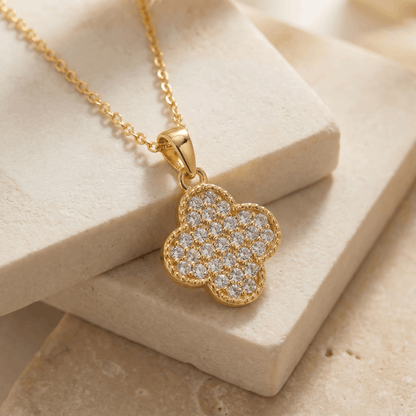 Dije Van Cleef Diamantado