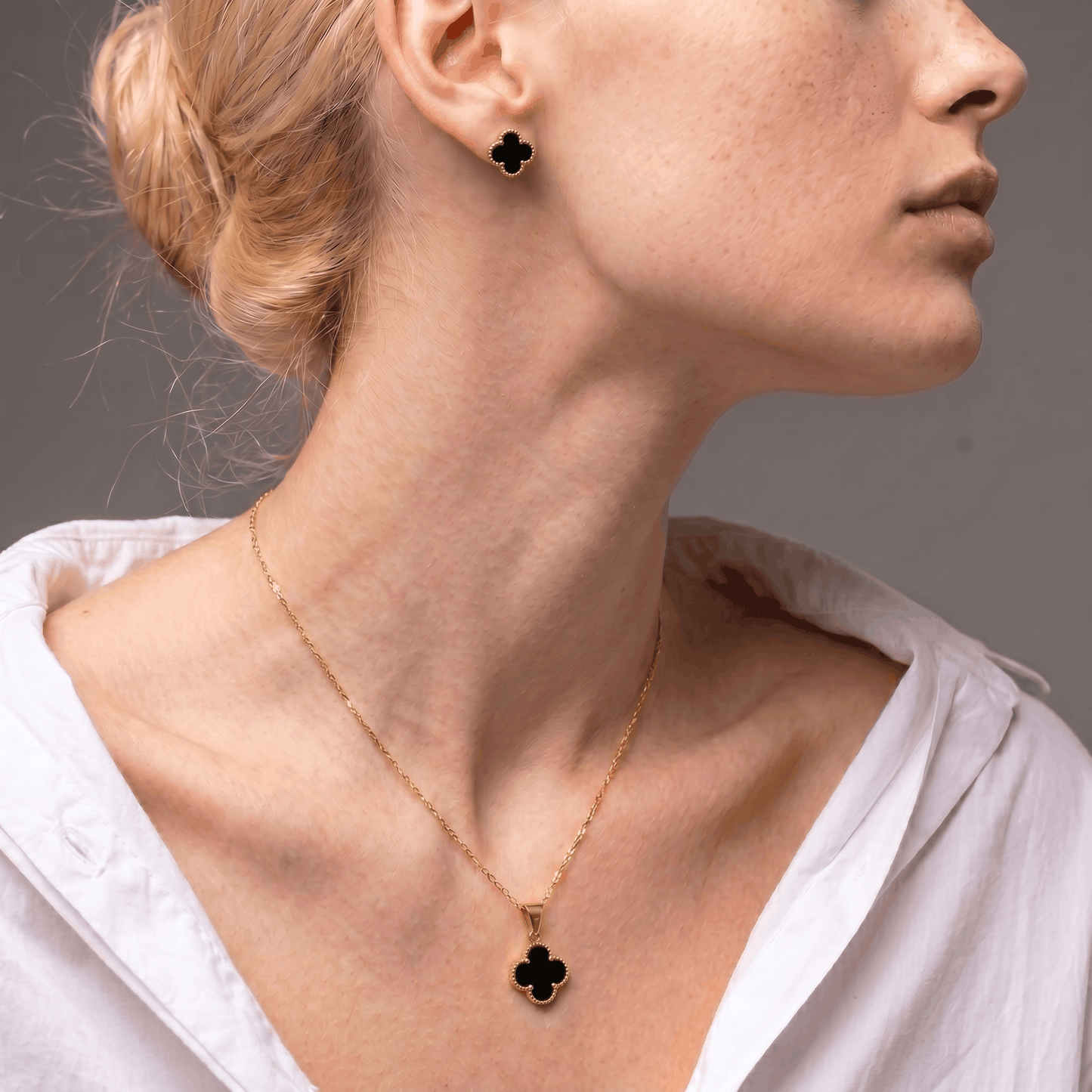 Set Cadena Singapur de 45 cm & Dije con Topos Van Cleef Negros