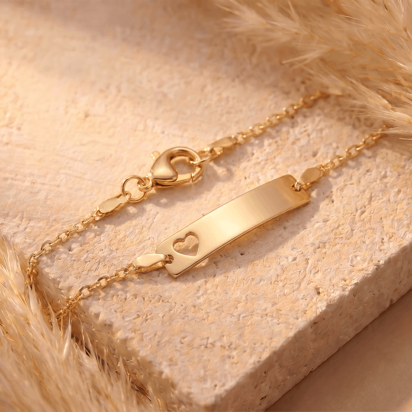 Pulsera Cartier con Placa Corazón