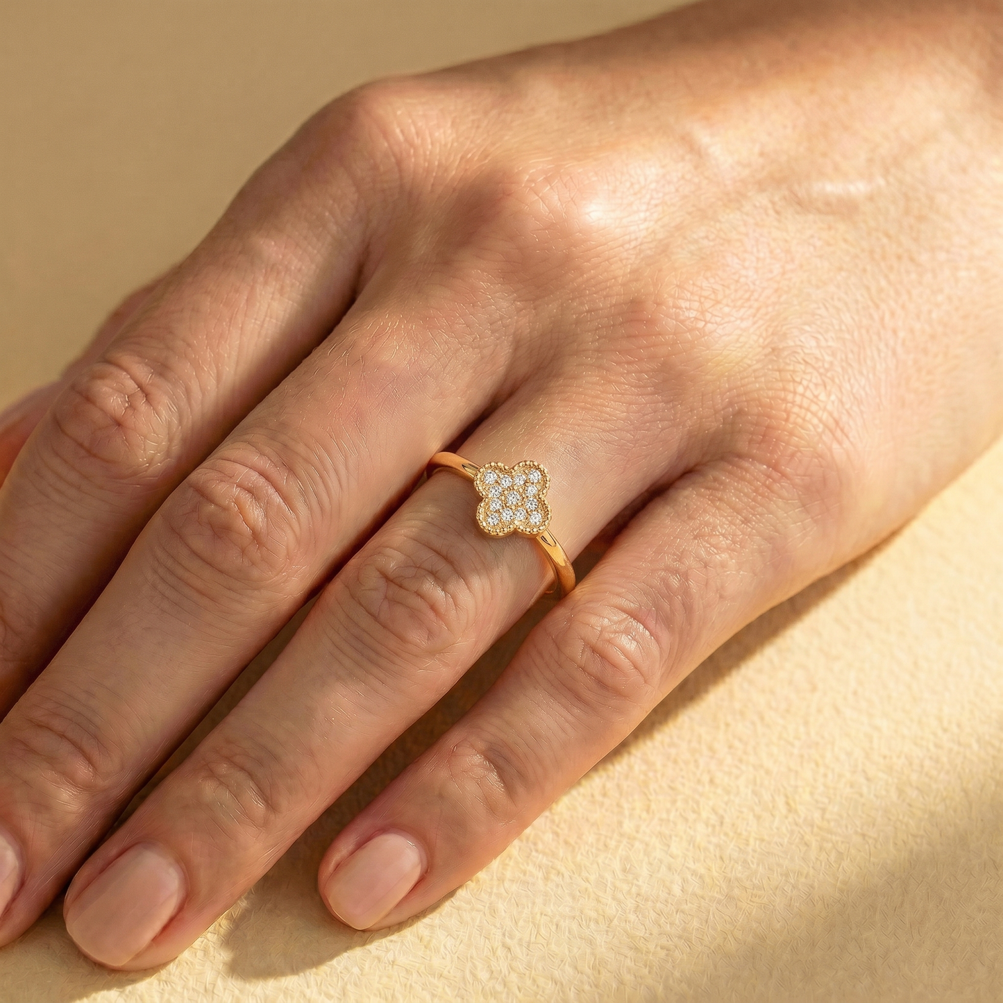 Anillo Van Cleef Circones